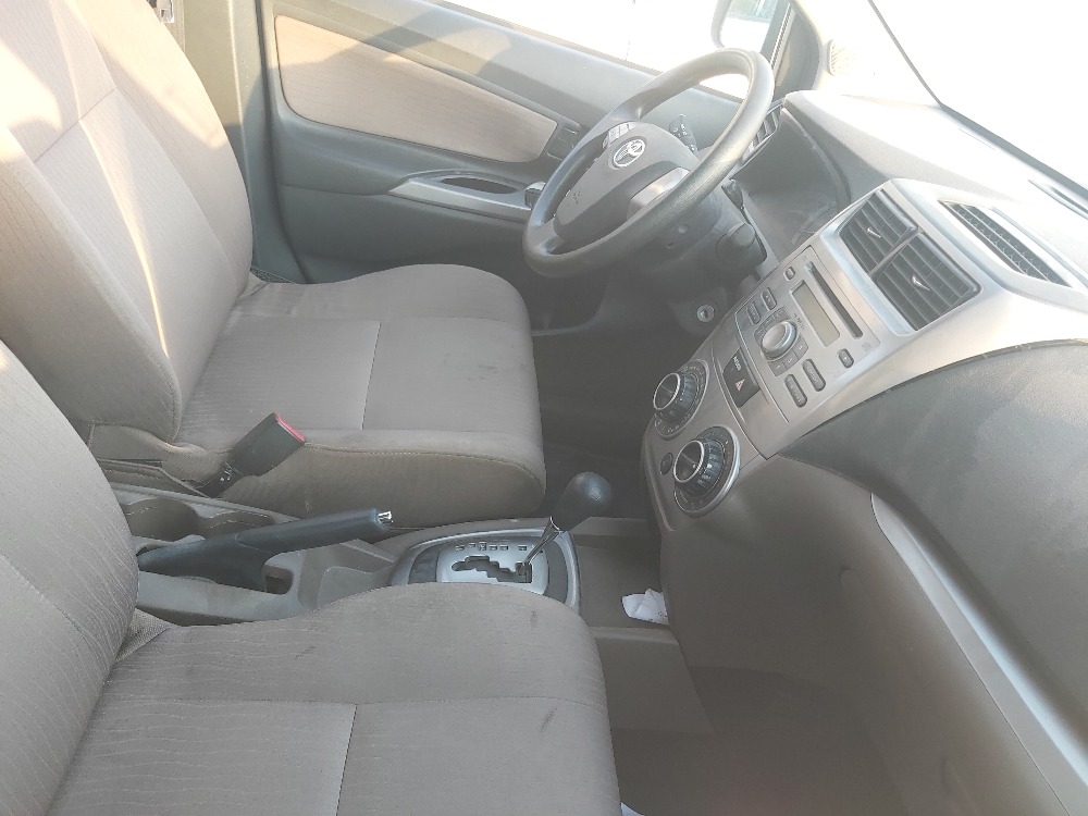 تۆیۆتا ئەڤانزا